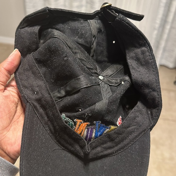 Living Single Adjustable Snapback Hat 🧢✨ - Picture 5 of 5